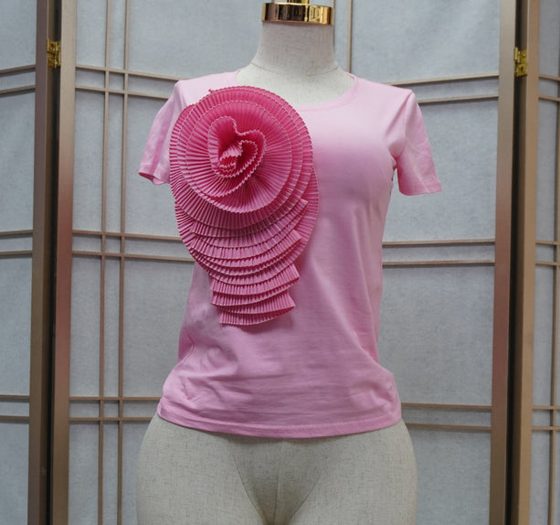 Large Flower Decor Top / T-shirt