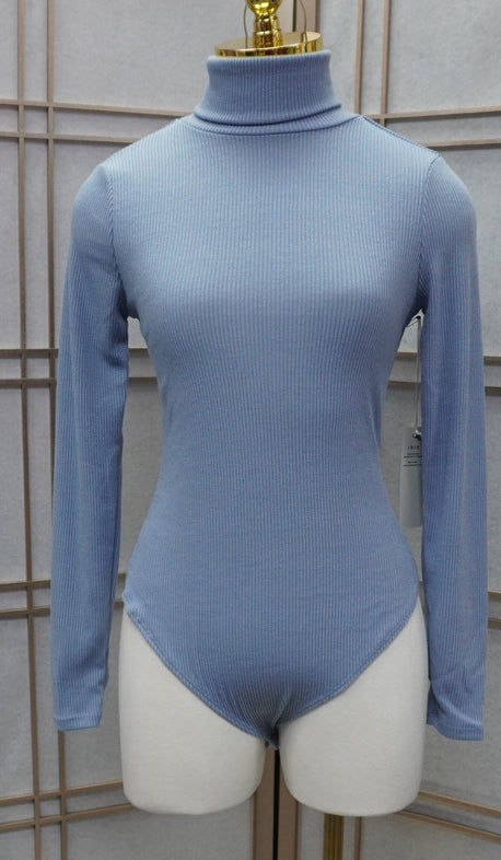 Long-Sleeve Turtleneck Bodysuit/ Long sleeve top